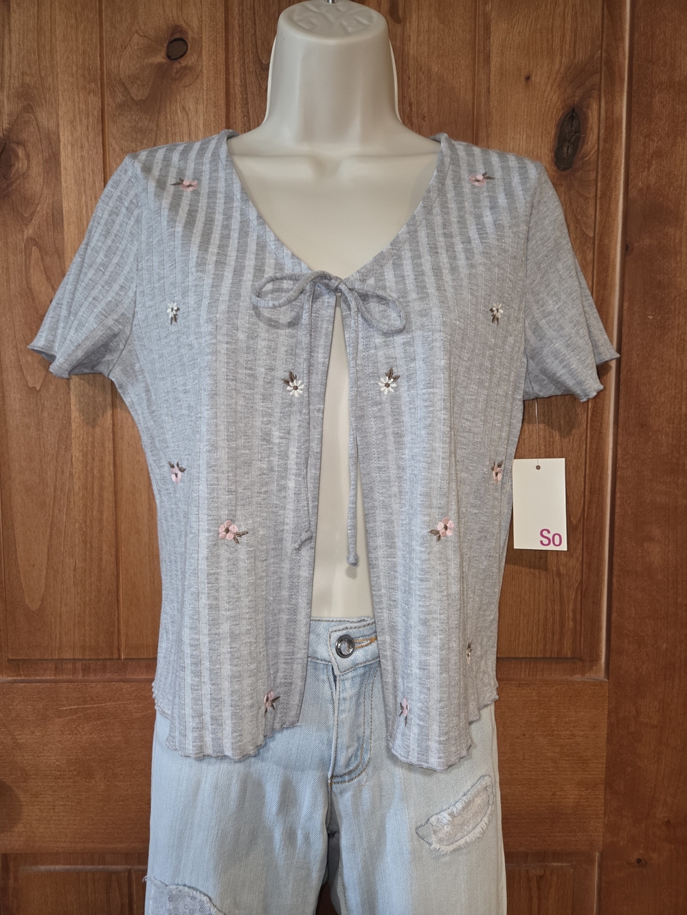 SO Light Gray Short-Sleeve Tie-Front Cardigan Top